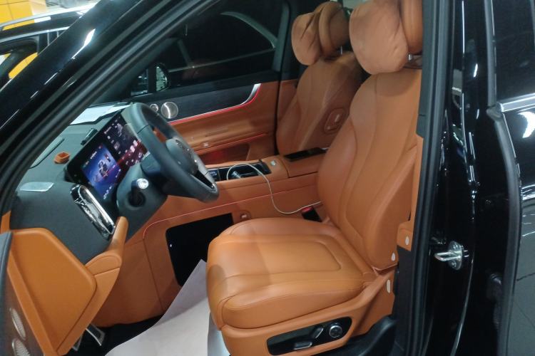 Used Hima AITO M9 2024 Range-Extended Ultra Version 52 kWh 6-Seater Model Left Front Seat