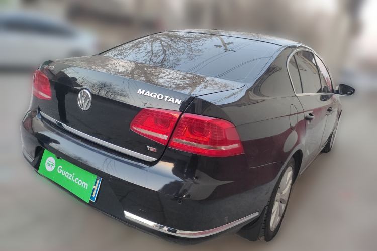 Used Volkswagen Magotan 2012 1.8TSI Prestige Model Rear Right 45 Deg