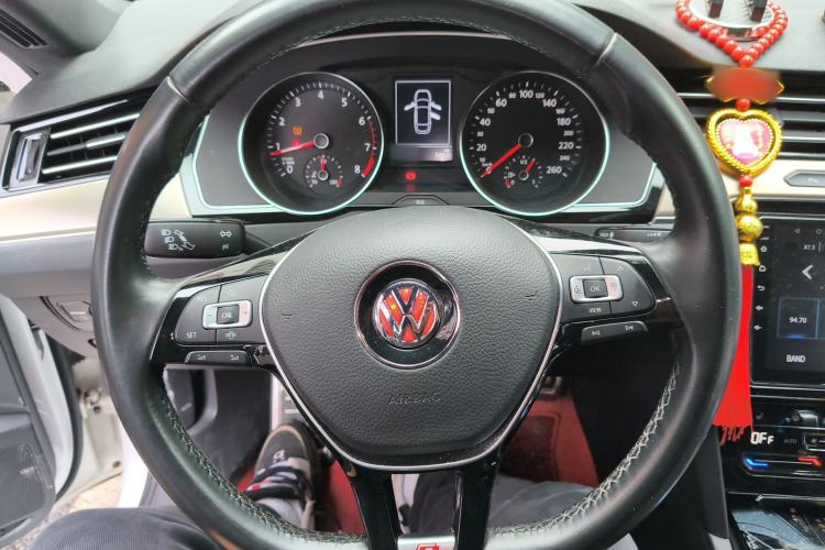 Used Volkswagen FAW-Volkswagen CC 2020 330TSI Huayan Edition China VI Standard Steering Wheel