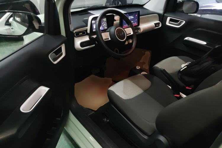 Used Wuling Hongguang MINIEV 2024 3rd Generation 215km Youth Edition
