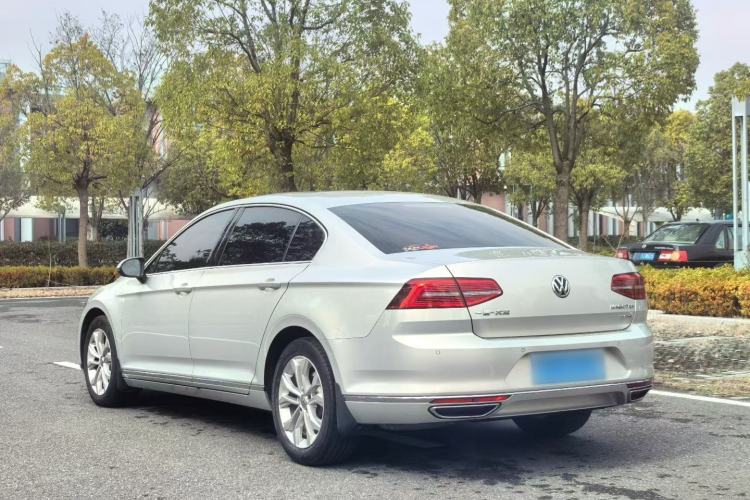 Used Volkswagen Magotan 2017 330TSI DSG Luxury Model