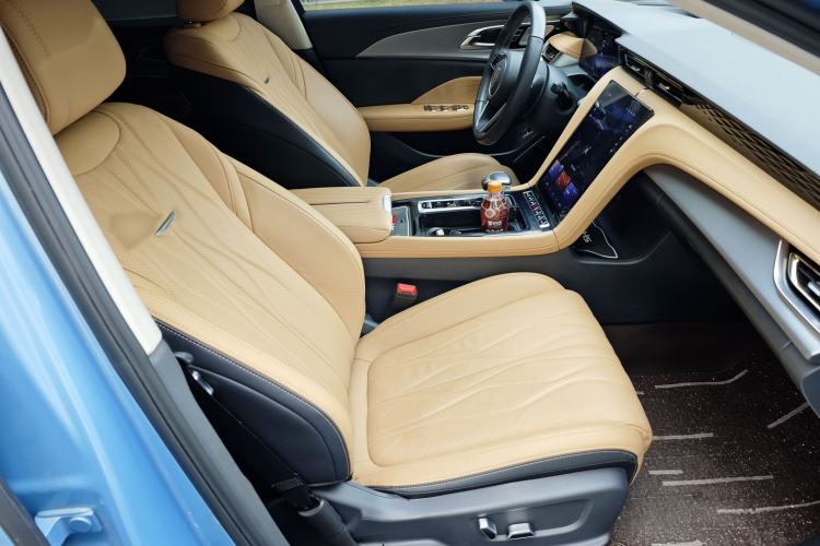 Used Hongqi H5 2023 2.0T Automatic Smart Connect Flagship Edition