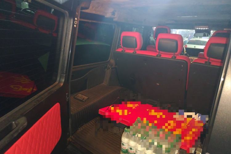 Used Mercedes-Benz G-Class 2010 G 500 Trunk