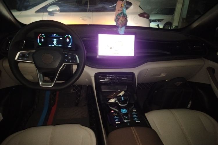 Used BYD Qin PLUS 2024 HONOR Edition DM-i 55KM Leading Model
