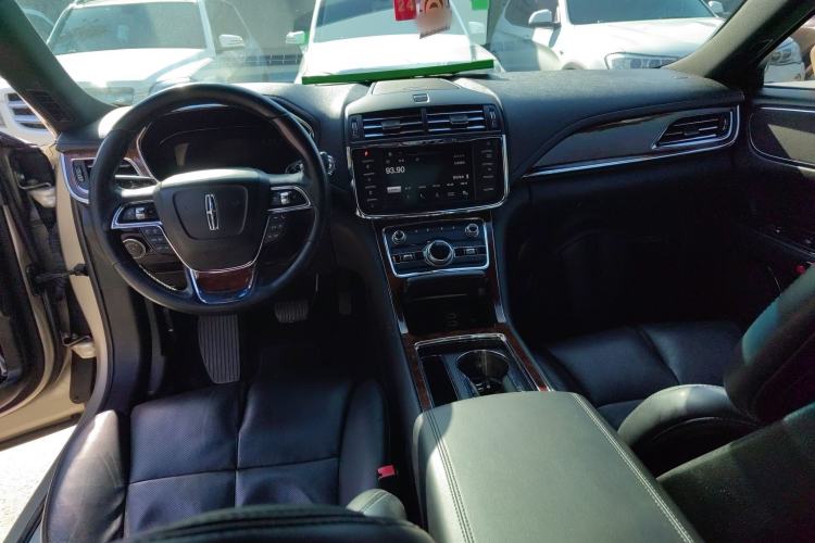 Used Lincoln Continental 2017 2.0T Two-Wheel-Drive Luxury Edition
