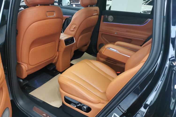 Used Hima AITO M9 2024 Range-Extended Ultra Version 42 kWh 6-Seater Model
