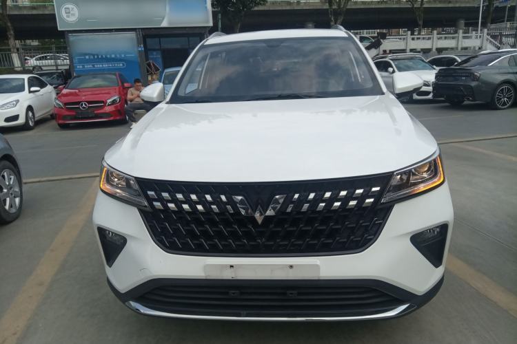 Used Wuling Alvez 2022 1.5L Manual Comfort Version