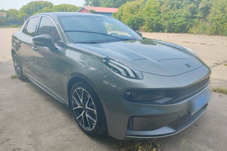 Used Lynk & Co 03 2022 1.5TD DCT JingPro Front Right 45 Deg