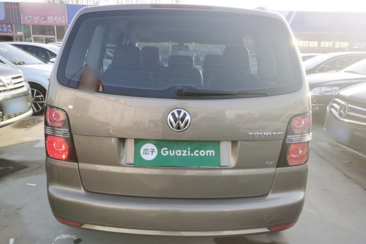 Used Volkswagen Touran 2015 1.4T DSG Comfort Edition 5 Seats