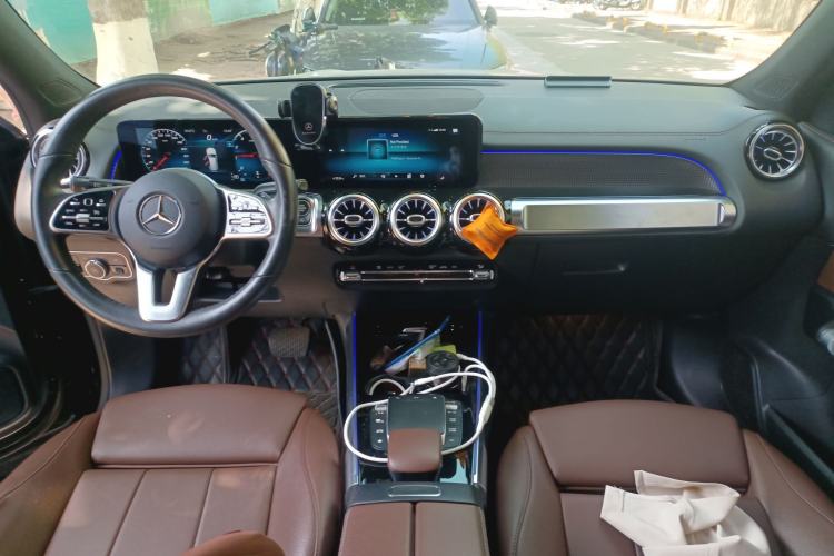 Used Mercedes-Benz GLB 2021 GLB 200 Dynamic Edition Interior 2