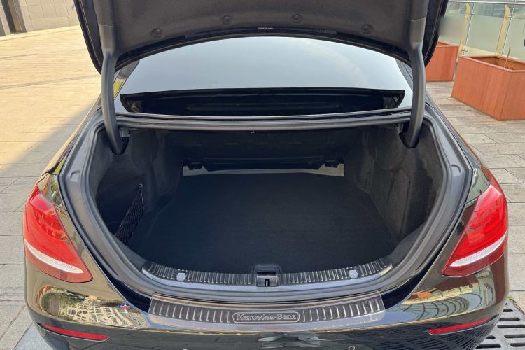 Used Mercedes-Benz E-Class 2019 E 200 L