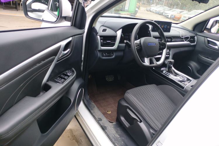 Used TRAUM SEEK 5 2018 1.5T Automatic Leading Edition