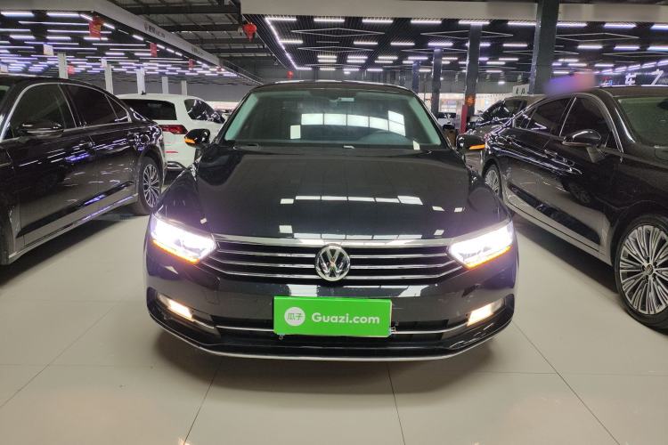 Used Volkswagen Magotan 2019 330TSI DSG Luxury Version China VI Standard
