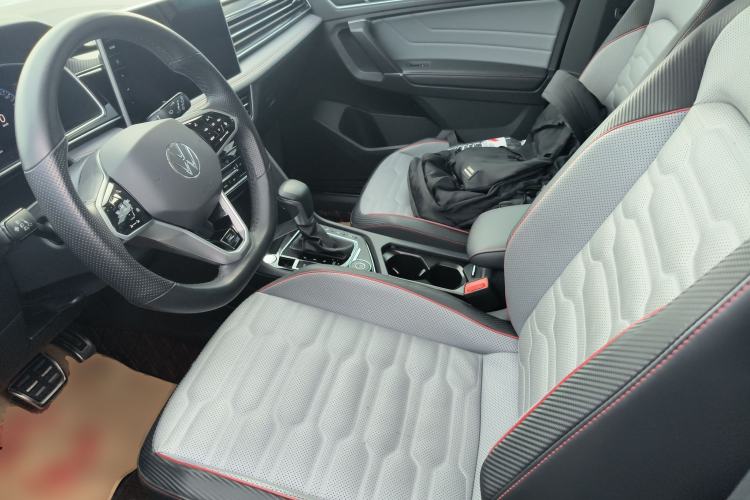 Used Volkswagen Tiguan L 2023 380TSI Automatic All-Wheel Drive R-Line Flagship 7-Seater Left Front Seat