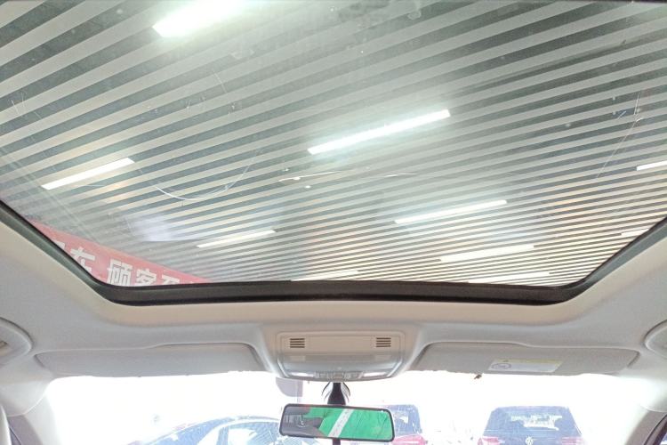 Used Volkswagen Tharu 2022 280TSI Two-Wheel-Drive Luxury Edition