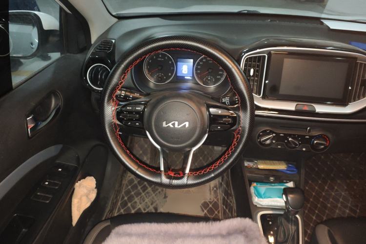 Used Kia kx1 Stonic 2021 1.4L CVT Fun Edition
