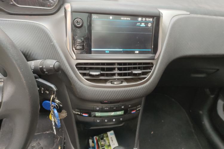 Used Peugeot 2008 2018 1.6L Automatic Fashion Edition