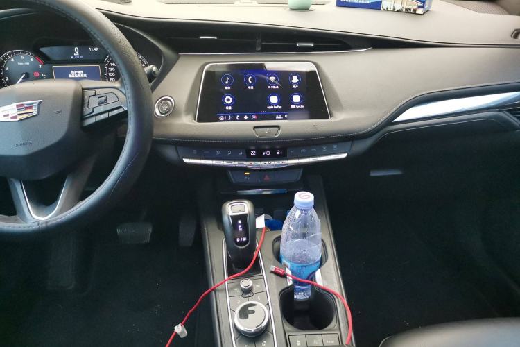 Used Cadillac XT4 2018 28T Two-Wheel Drive Tech Version
