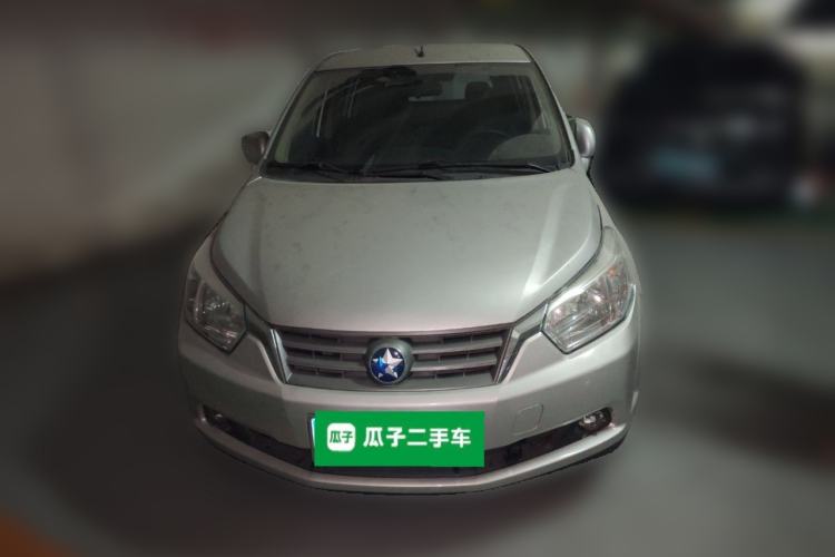 Used Venucia R50 2013 1.6L Manual Fashion Edition

