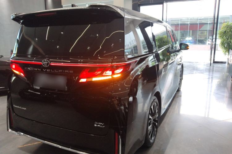 Used Toyota Vellfire 2024 Crown Dual-Engine 2.5L Ultimate Edition Rear Right 45 Deg