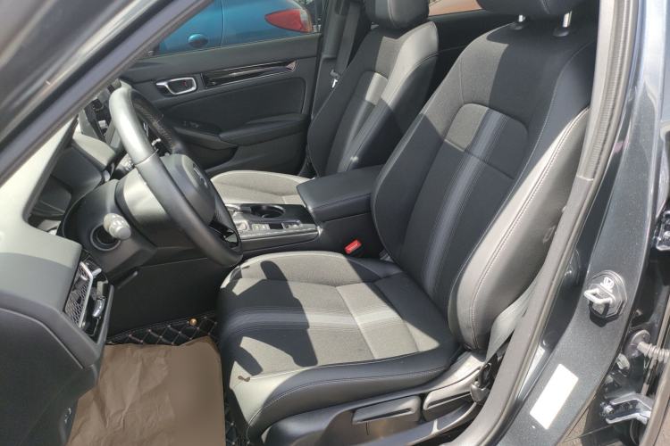 Used Honda Civic 2022 240TURBO CVT Dynamic Edition
