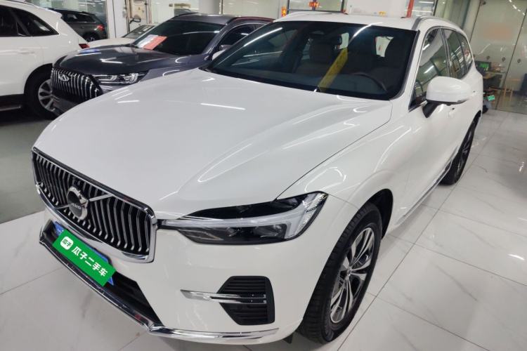 Used Volvo XC60 2025 B5 4x4 Smart Luxury Edition