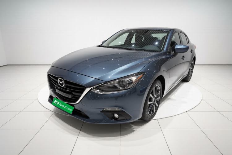 Used Mazda 3 Axela 2016 Sedan 1.5L Automatic Comfort Model