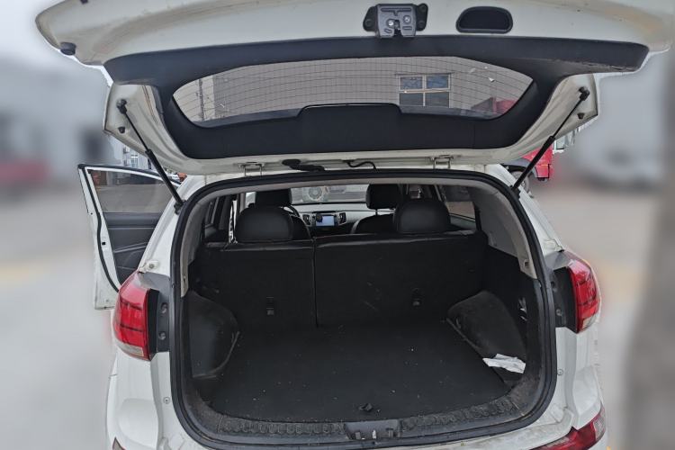 Used Kia Sportage R 2015 2.0L Automatic Two-Wheel Drive DLX Model