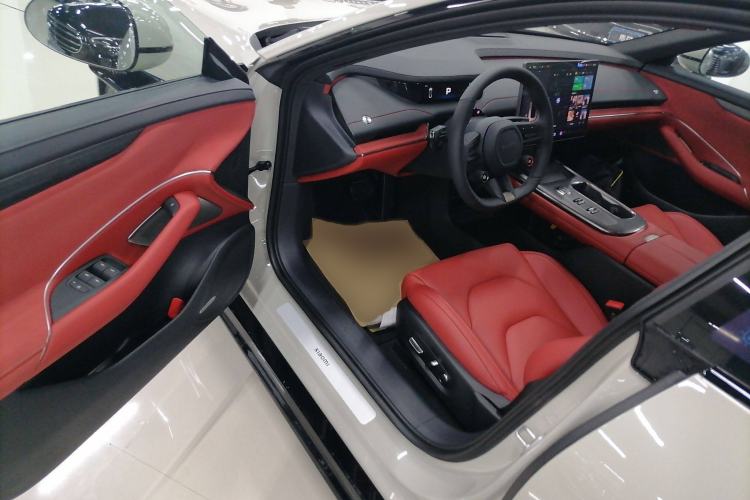 Used Xiaomi Auto SU7 2024 Rear-Drive Long-Range Intelligent Driving Version