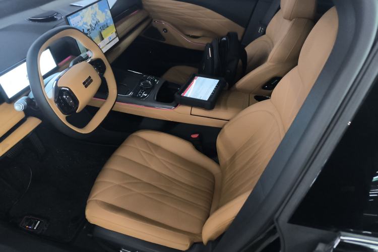 Used Geely Galaxy 8 2025 130km EM-i Deluxe Edition