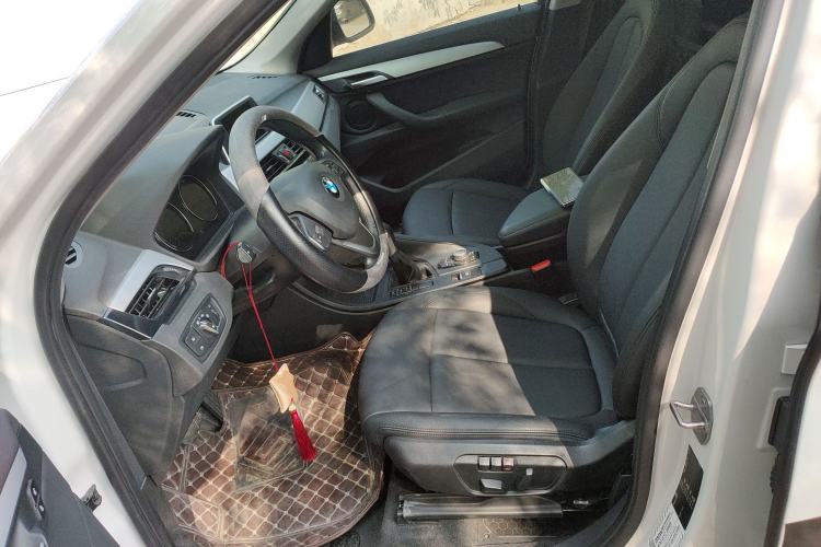 Used BMW X1 2019 sDrive20Li Leading Model
