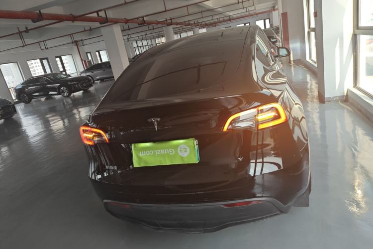 Used Tesla Model Y 2021 Standard Range Rear-Wheel Drive Version
