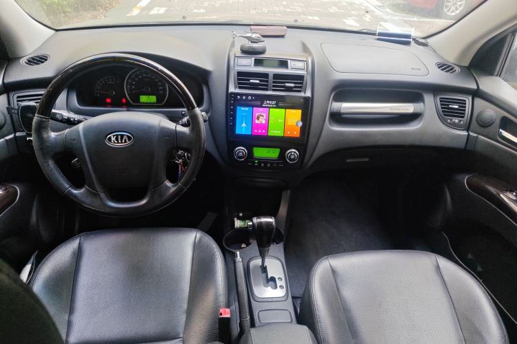 Used Kia Sportage 2012 2.0L Automatic Two-Wheel Drive GLS Center Console