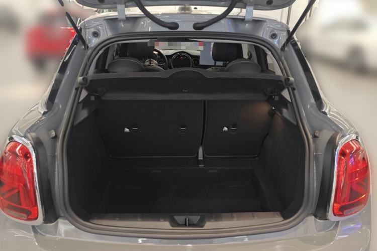 Used MINI 2022 1.5T ONE Five-Door PLUS Trunk