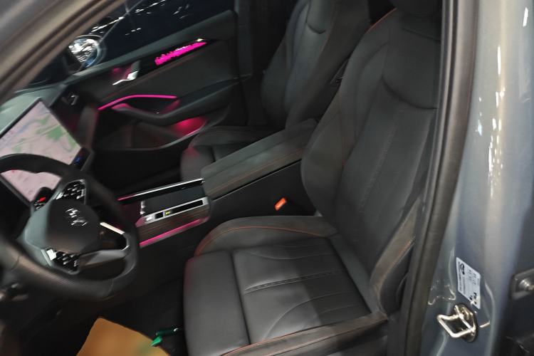 Used Volkswagen Magotan 2024 380TSI DSG Prestige Edition DaMai Package