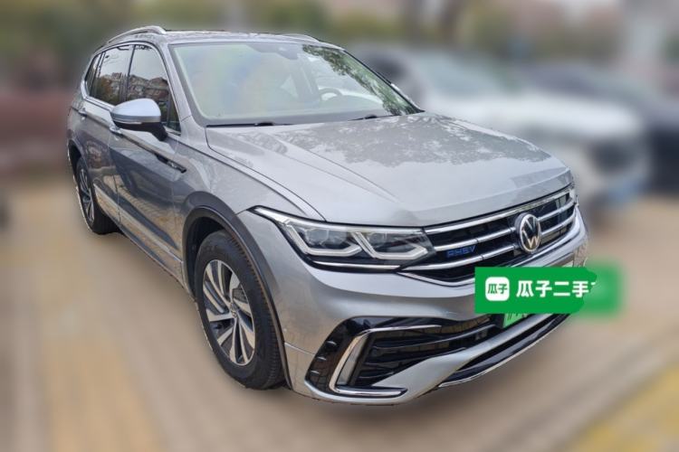 Used Volkswagen Tiguan L New Energy 2022 430 PHEV Plug-in Hybrid Flagship Edition Front Right 45 Deg