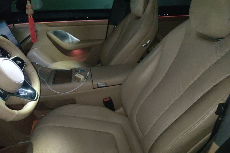 Used Hima Luxeed R7 2024 All-Electric 802 km Max Left Front Seat