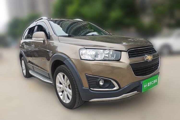 Used Chevrolet Captiva 2017 2.4L 4x4 Flagship Edition 7-Seater
