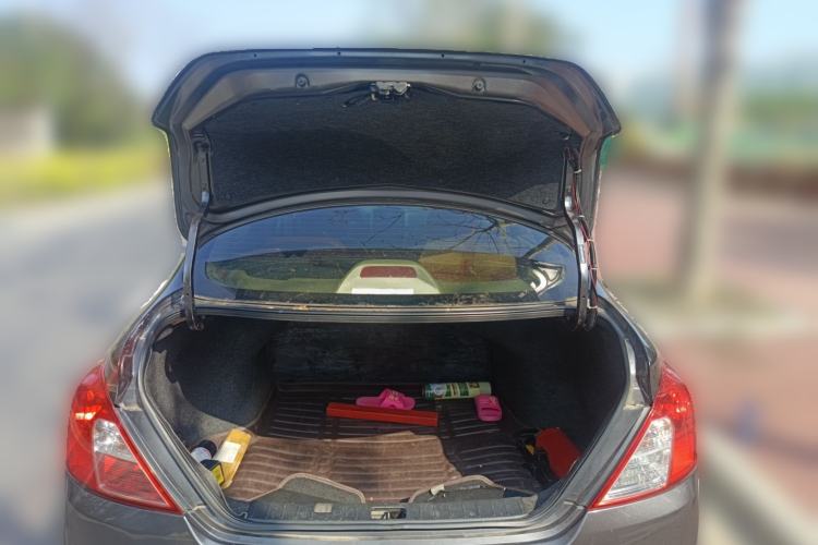 Used Nissan Sunny 2015 1.5XE Manual Elite Edition