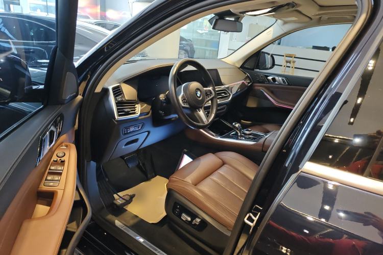 Used BMW X5 (Import) 2019 xDrive40i Luxury Model with M Sport Package
