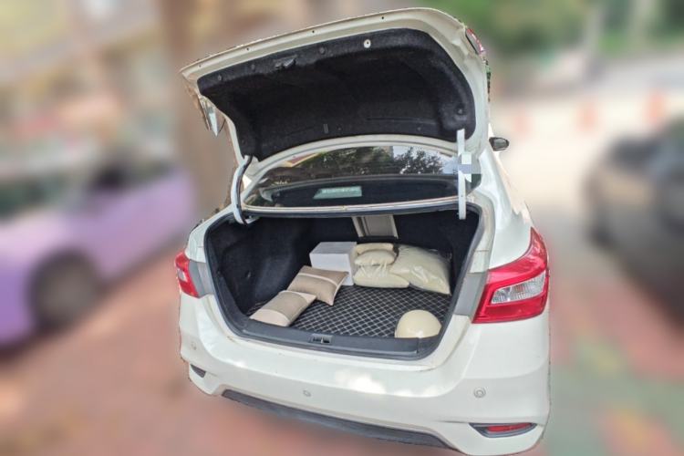 Used Nissan Sylphy 2016 1.6 XL CVT Luxury Edition Trunk