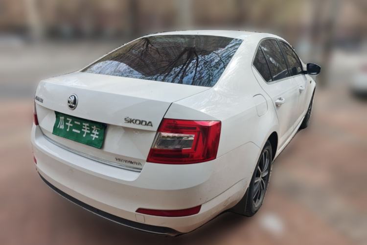 Used Skoda Octavia 2017 1.6L Automatic Smart Drive Edition
