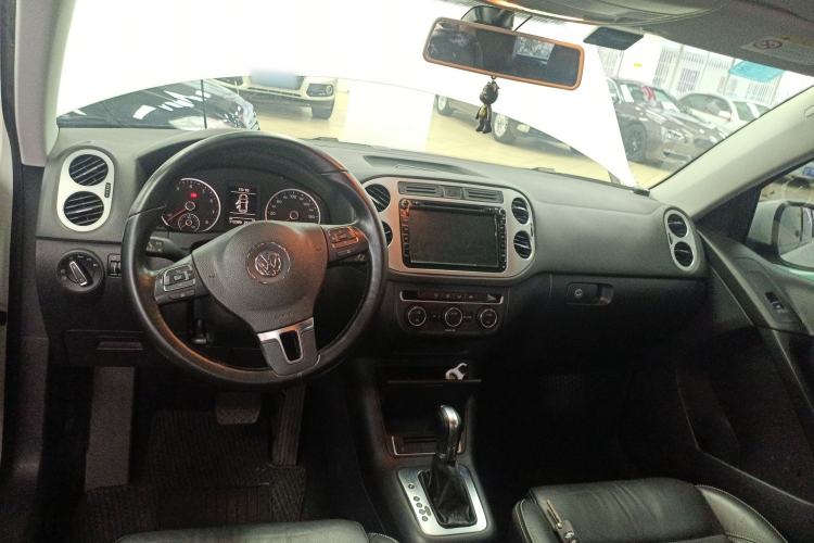 Used Volkswagen Tiguan L 2016 300TSI Automatic Two-Wheel Drive Comfort Edition
