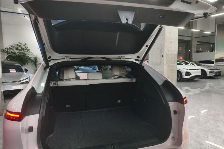 Used XPeng G6 2023 755 Ultra-Long Range Pro