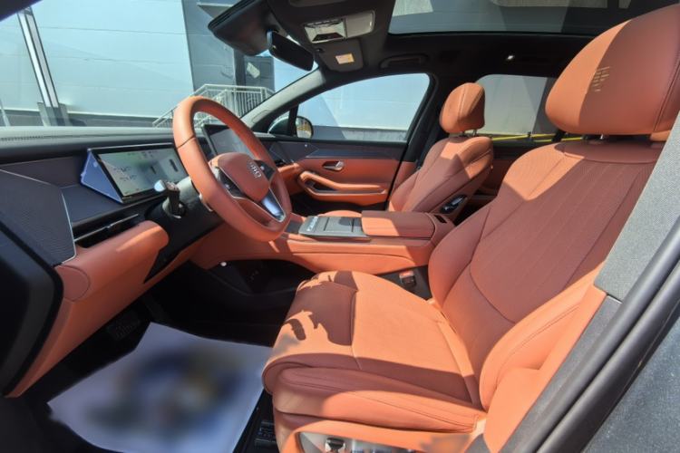 Used BYD Tang L 2025 EV 670KM LiDAR Flagship Version
