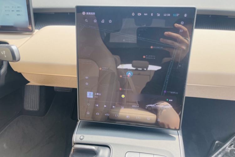 Used Nio ET5T 2023 75 kWh Touring Interior 3