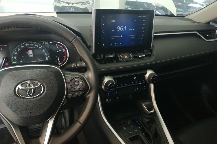 Used Toyota RAV4 2022 2.0L CVT Two-Wheel Drive Fashion Plus Edition
