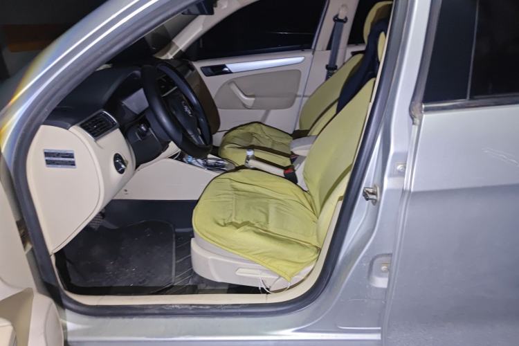 Used Volkswagen Bora 2012 1.6L Automatic Fashion Edition
