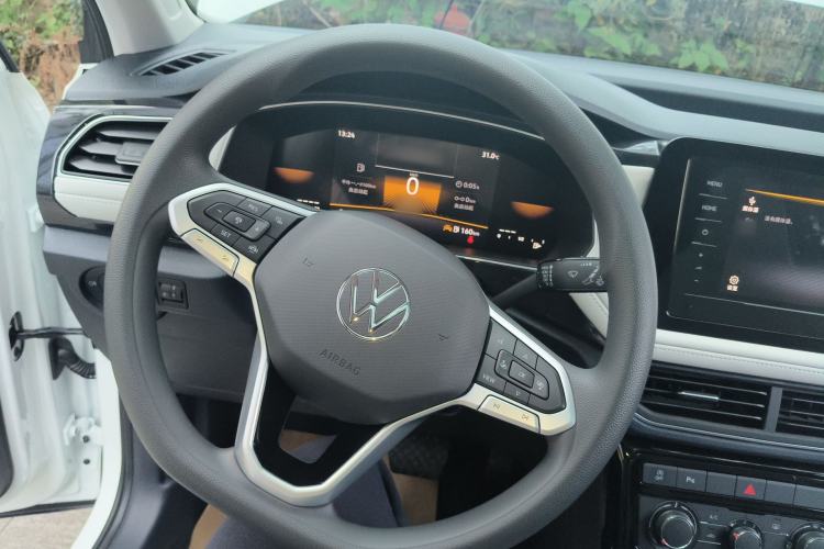 Used Volkswagen Tharu 2025 New Sharp 1.5L Ambitious Edition Steering Wheel