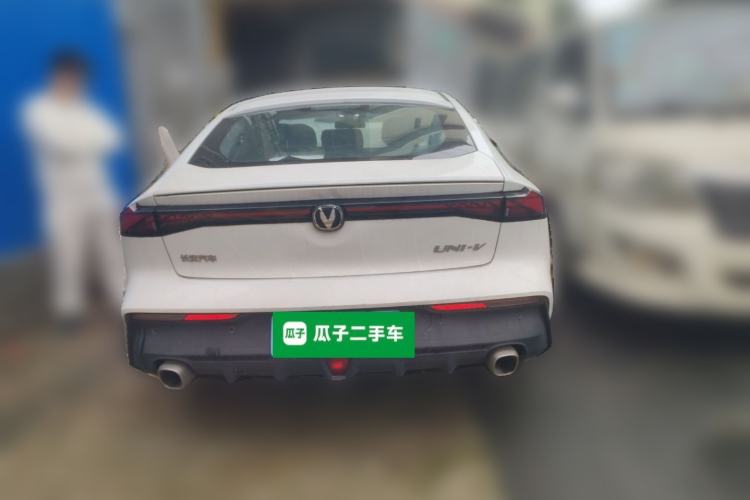 Used CHANGAN UNI-V 2022 1.5T Prestige Version
